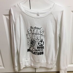 Gilmore Girls Stars Hollow Dance Marathon Top